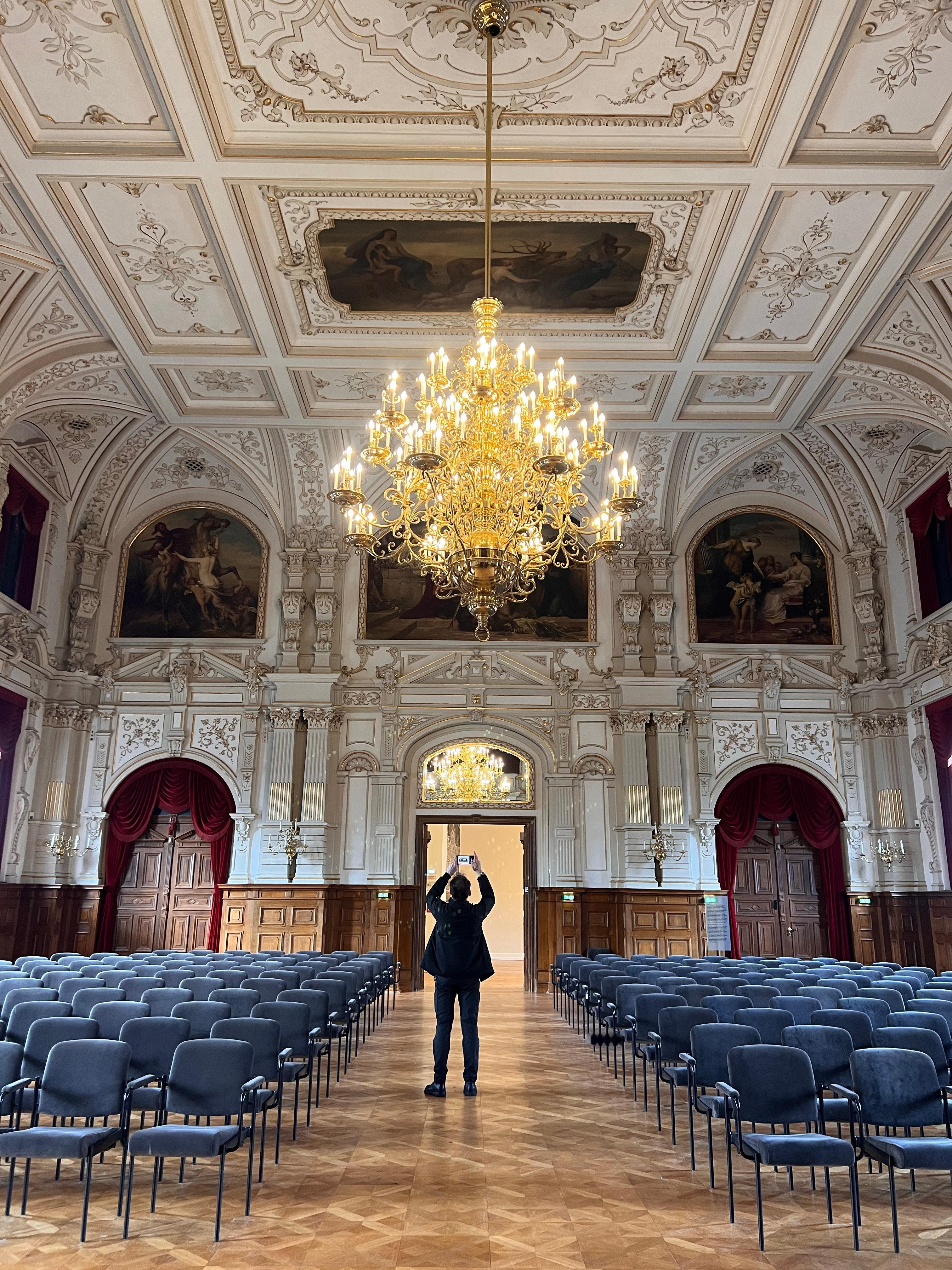 Schloss Oldenburg始建约1100年，是奥尔登堡家族的发祥地，现在
