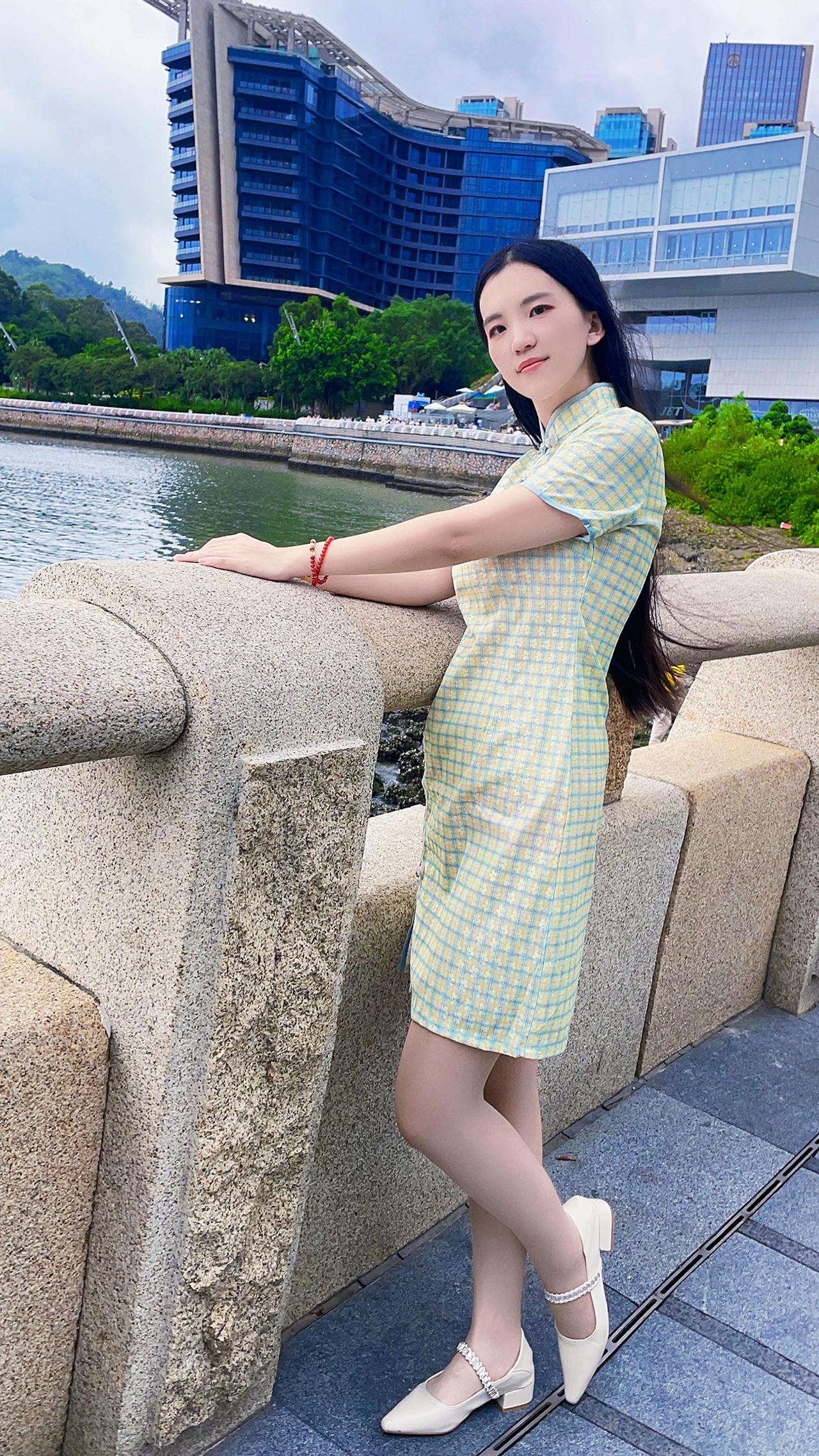旗袍 旗袍穿搭分享 爱拍照爱生活 丝袜 油亮袜