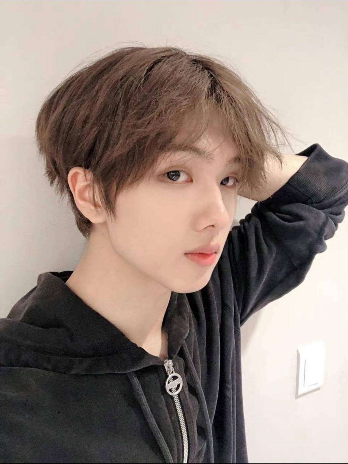朴志晟 🐣朴志晟 探寻一只小鸡还是鸡蛋的时候 