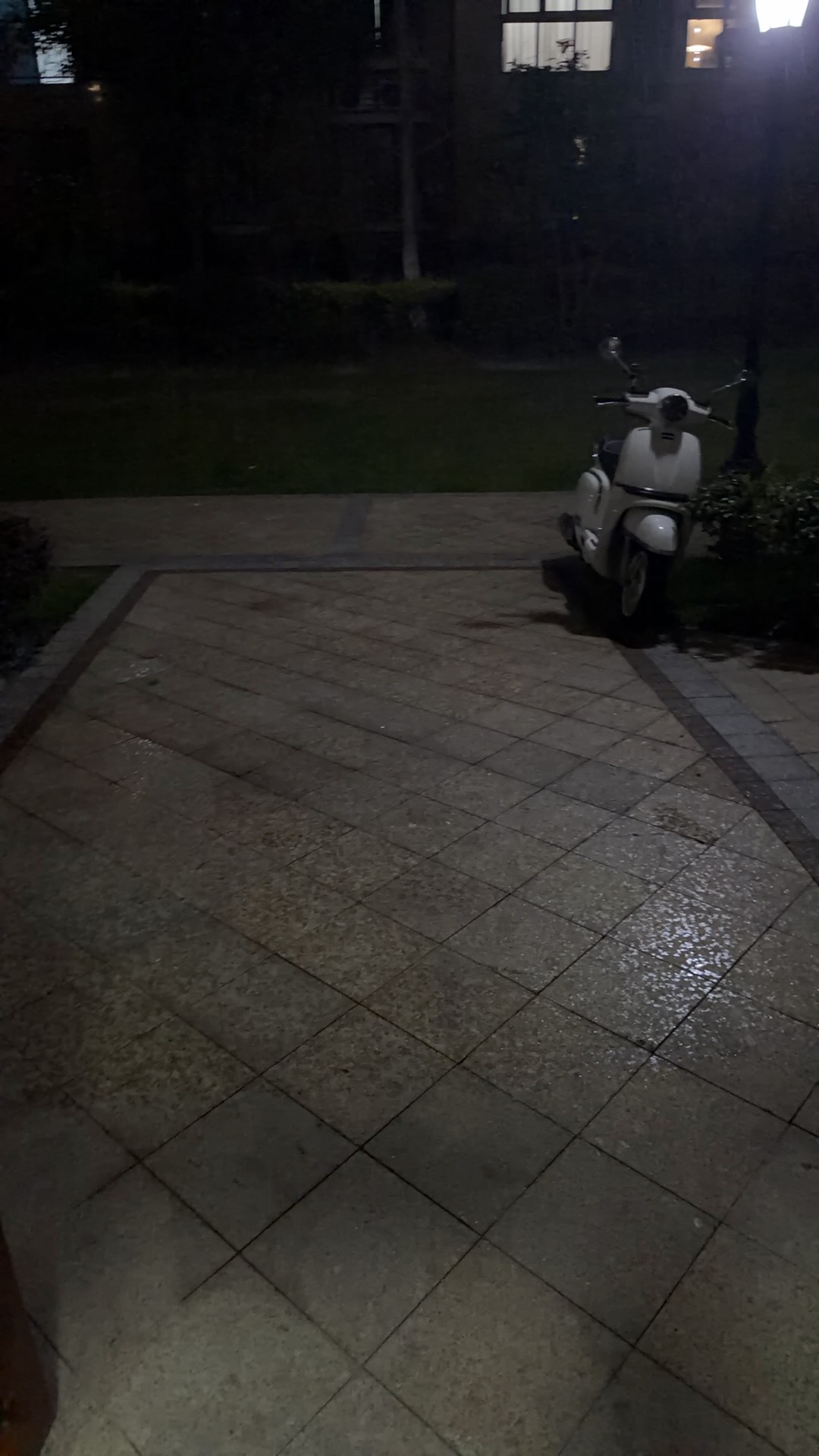 刚🏃20分钟就下雨了