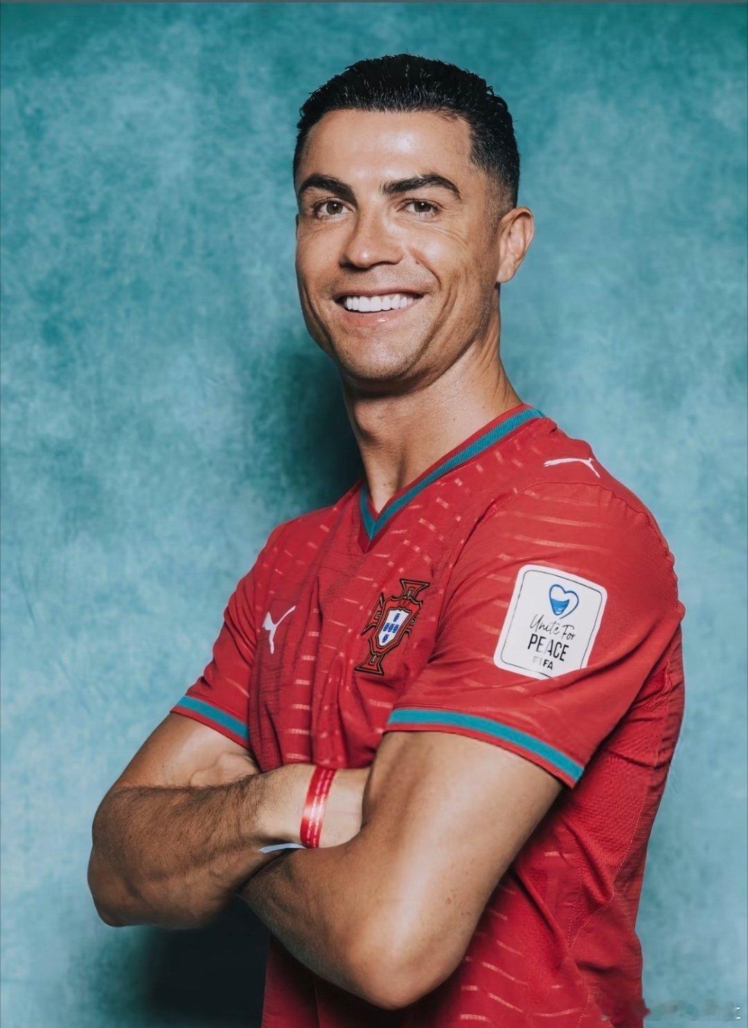 C罗终其一生都在和命运争主角上场368球员只剩C罗唯一现役 回望过往同台的球员尽