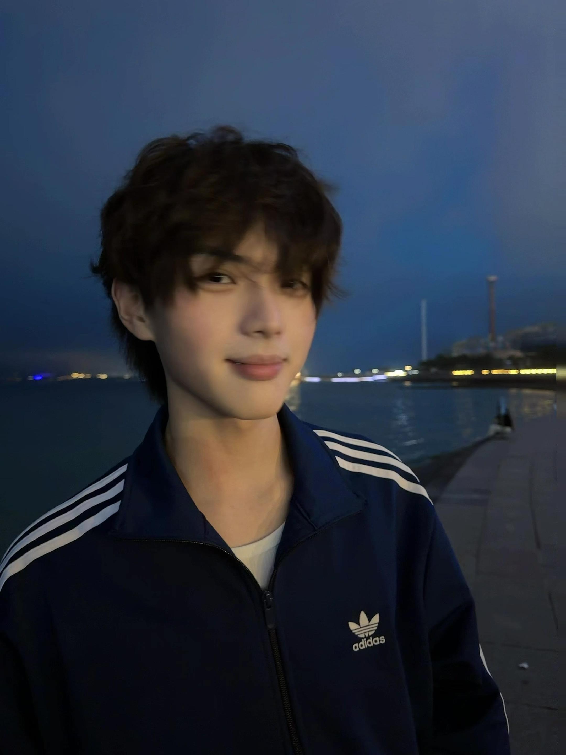 至此 天南海北有你的地方我便多了一个牵挂