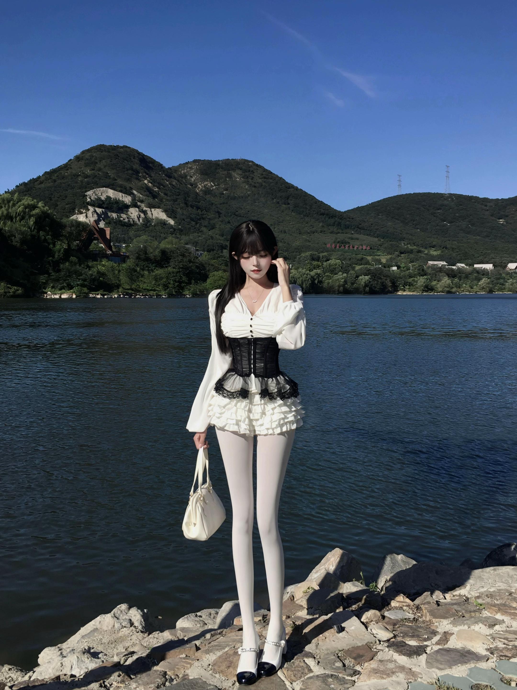 等我不再借助隐喻 就允许一切如其所是🕊️