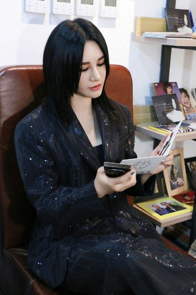 尚雯婕分到的房间要借厕所今年最有凝聚力的综艺群像非它莫属，嘉宾善良通透，停止恶意