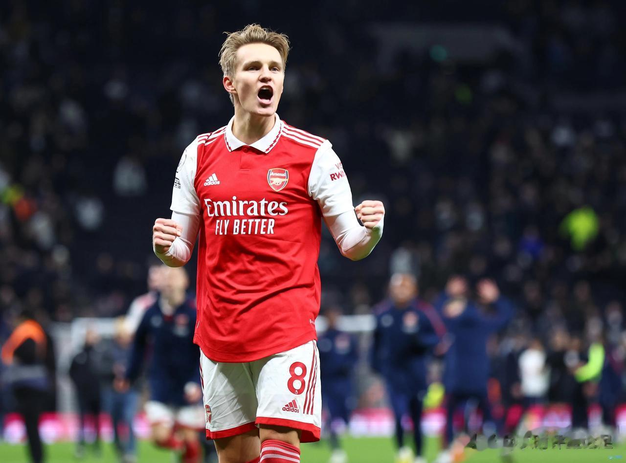 英超，阿森纳2-1狼，全场最佳赖斯，全场最差津琴科，必须要承认这2个事实

2.