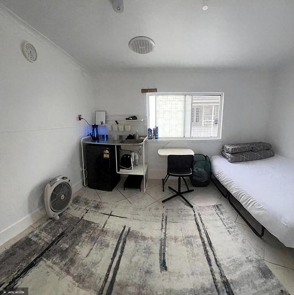 【澳洲海滩 16 人遇难 嫌犯藏身的 Airbnb 出租屋照片令人不寒而栗】澳洲