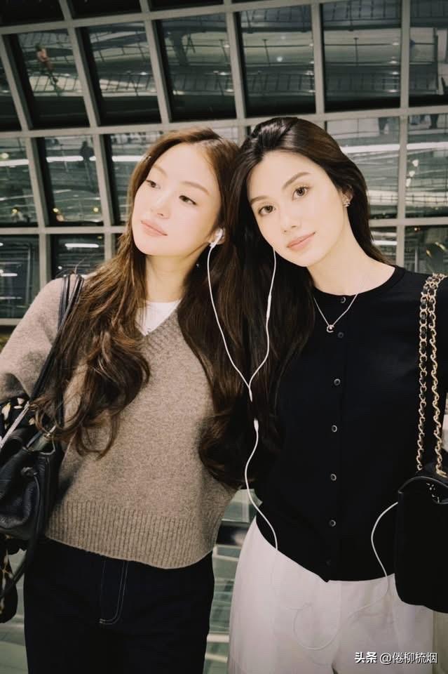 Lena、Miu首次参加时装周。。