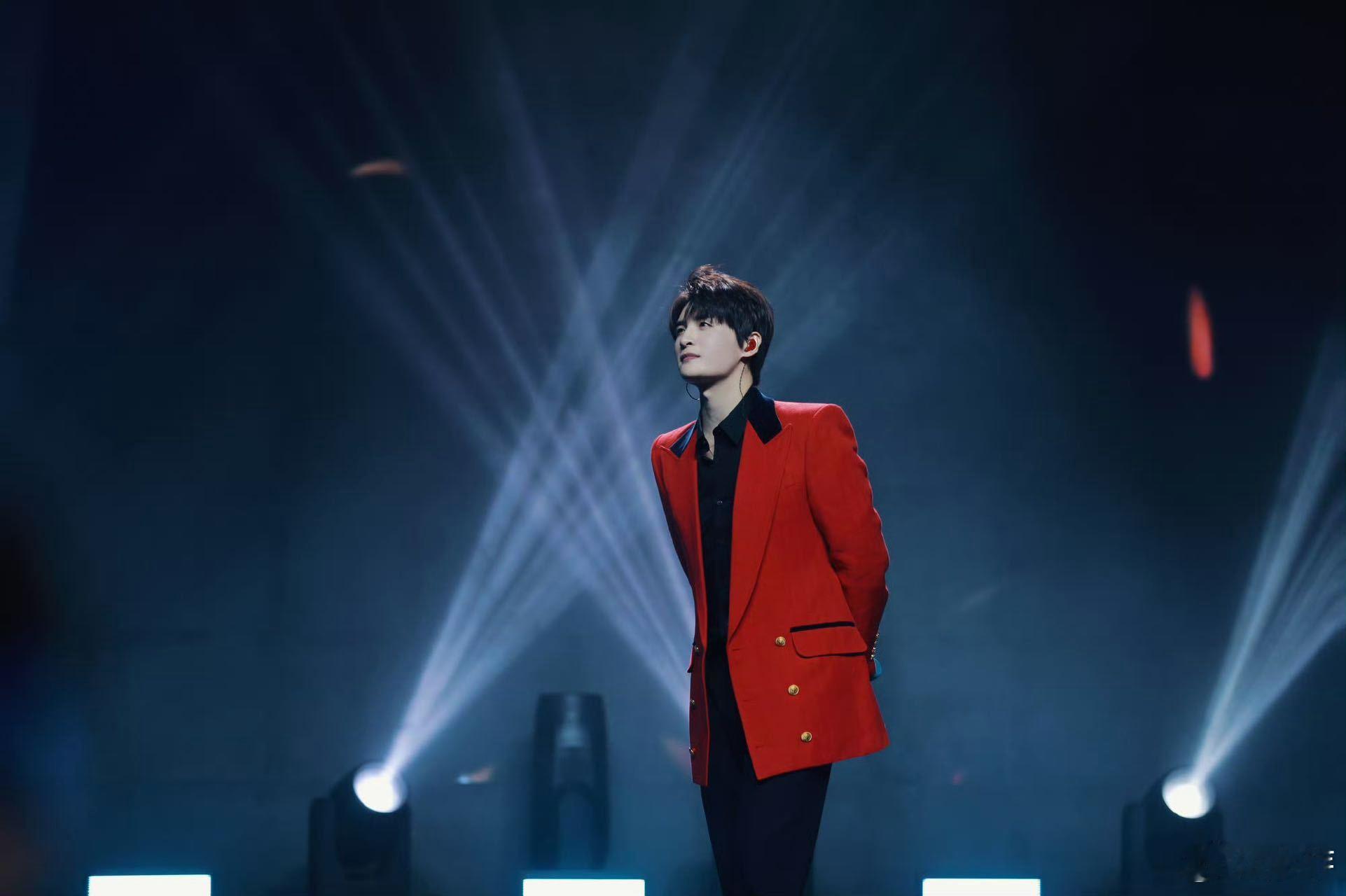 张远现身央视春晚合肥分会场 带着满满的乡情回到合肥春晚分会场啦！一聊起安徽美食，