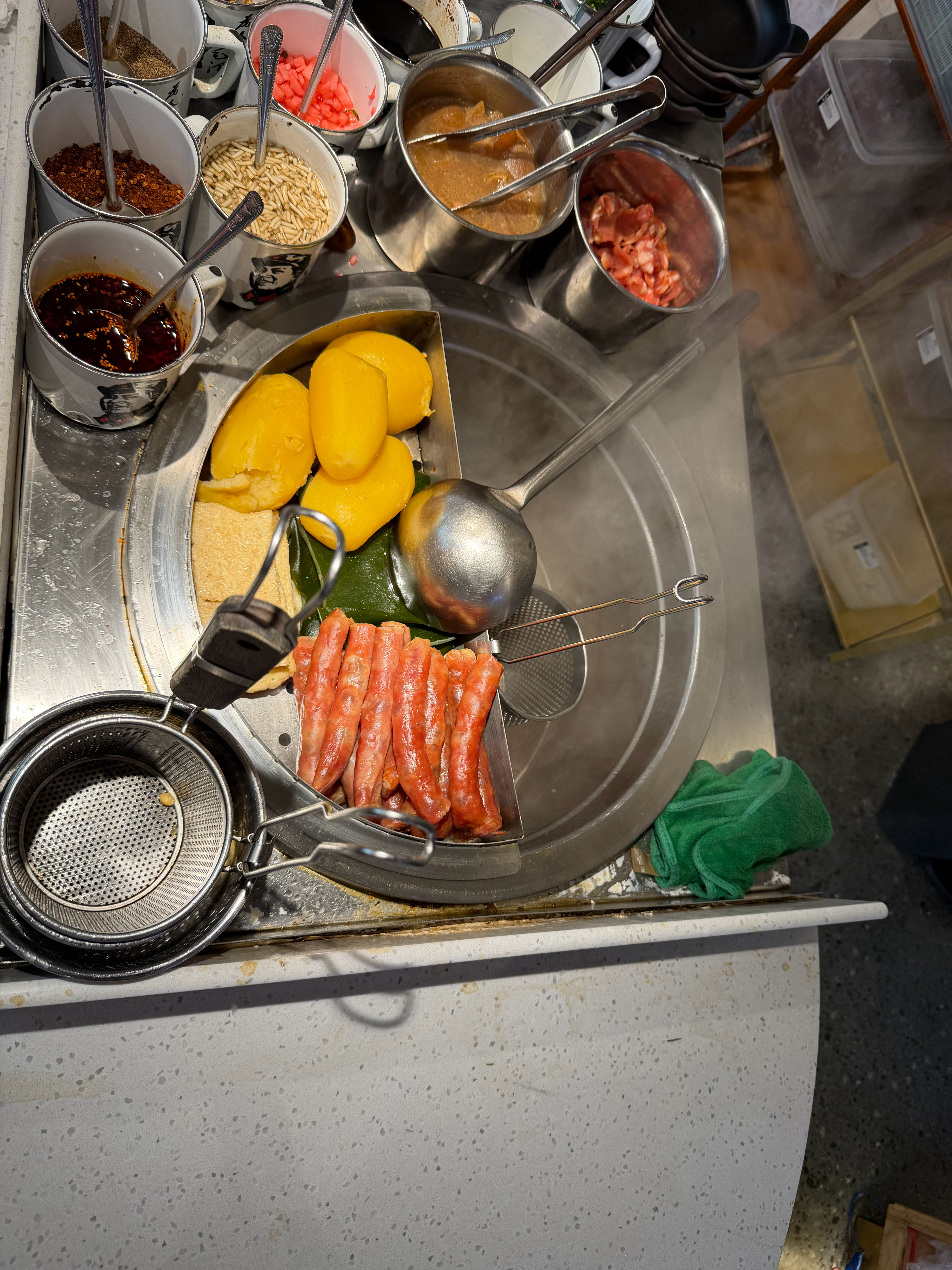 今天有朋友问我，东北有冰雪，为什么没有蜜雪冰城？东北在哪些消费品领域（2C 制造