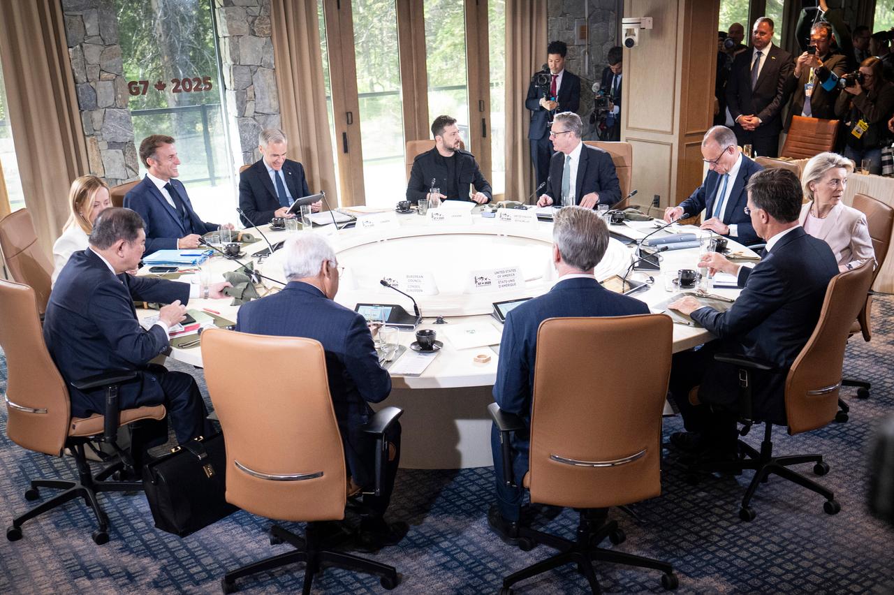 去中国化？
想绕开中国重构矿产链，G7内部先分裂，计划全线卡壳。
 
路透社6月