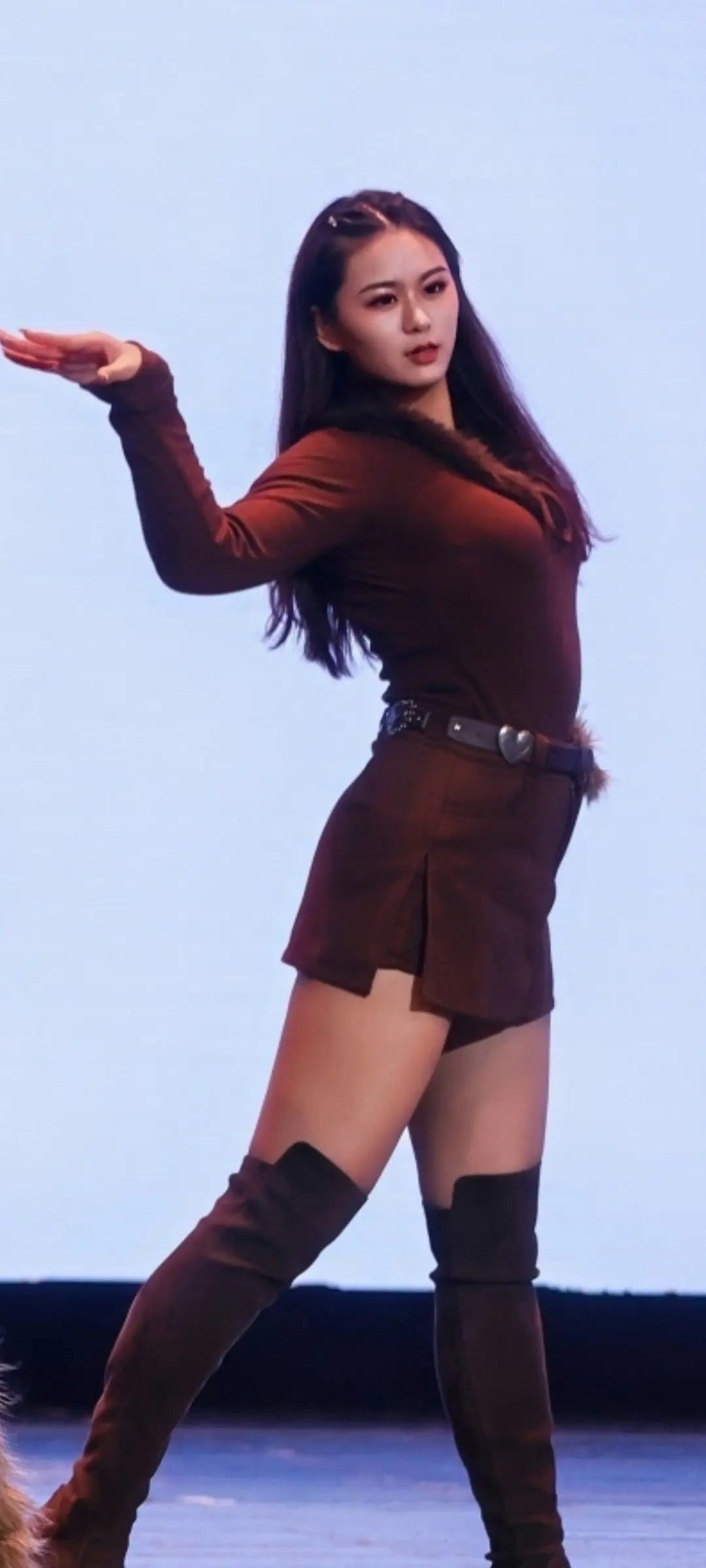 jennie新歌我先跳了 舞蹈拍照动作 绣花风情 舞蹈基本功打卡 感受舞蹈魅力