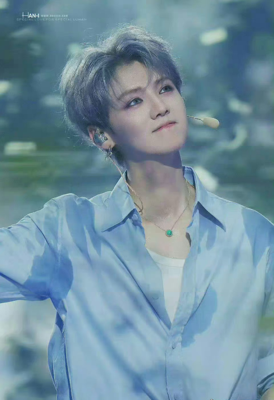 离开了EXO现在的鹿晗和张艺兴谁发展的更好？ ​​​