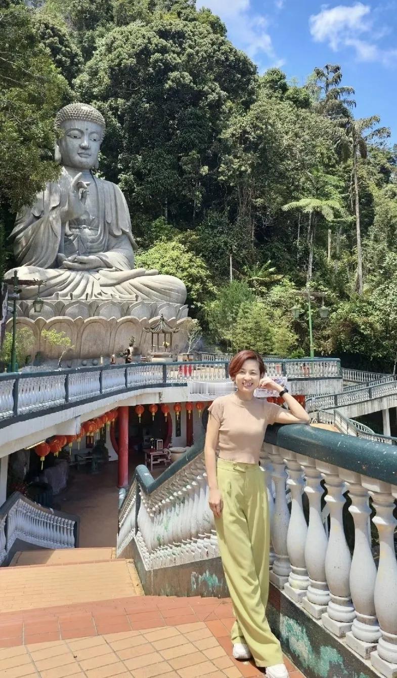 我这辈子坚决不做下面几件事情：
1，不捐款，如果有人需要帮助，直接把钱给到需要的