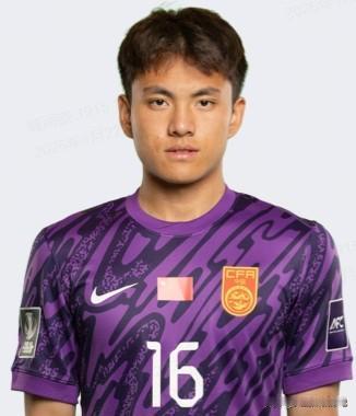 李昊确认留在西海岸！
在亚洲杯U23比赛中表现优异的门将李昊，成为球迷们关注的焦