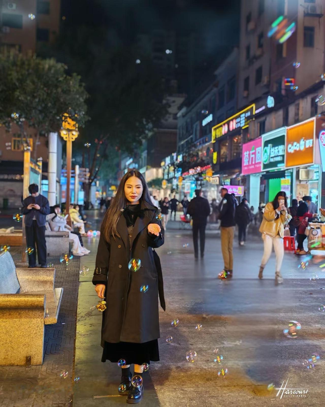 这一年最大的变化大概是 不再像以前那样渴望被理解 再也没有非说不可的事。足迹记录