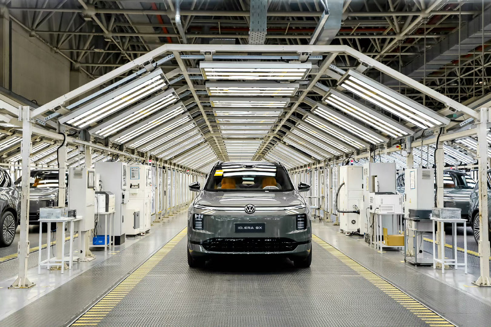 首台ID.ERA 9X投产上新增程的高光时刻你们造发动机的王来了EA211 Ev