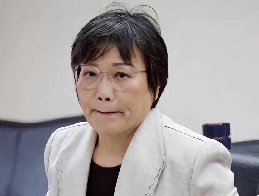 下一个就是她！

刘世芳是实打实的“台独”顽固分子，早就被大陆制裁。
现在被曝光