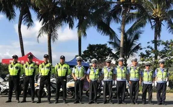 在我们的认知中，辅警与腐败似乎并不沾边，可现实中，辅警真的会腐！

海南省陵水黎