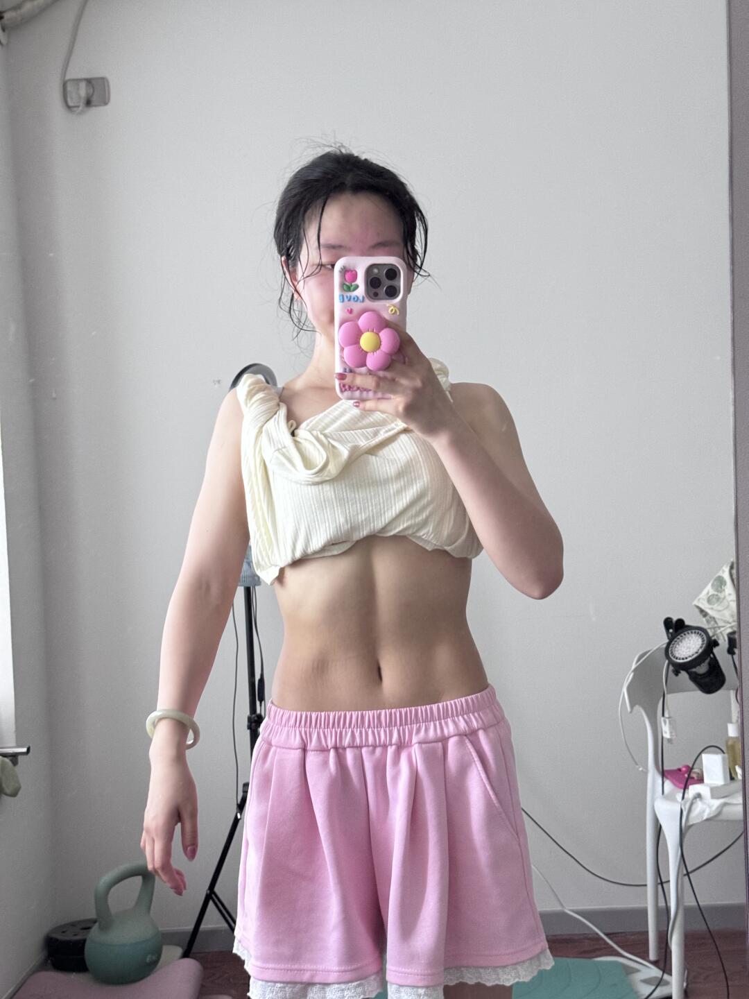 原本H型的腰竟然被我练出了折角腰雏形！