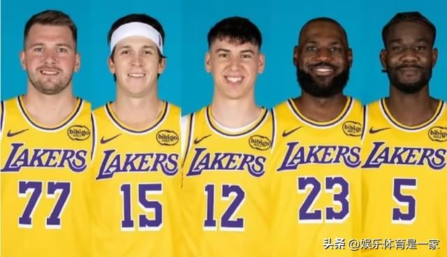 湖人对阵雷霆，湖人第一节输了23分
惨不忍睹，湖人第一节被雷霆打了个21：44，