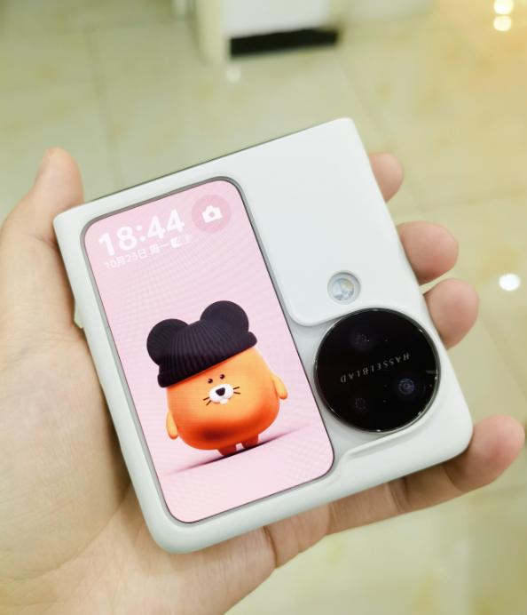 给你7K预算，你会买哪款手机？

估计大部分人都会首选iPhone15或者华为M