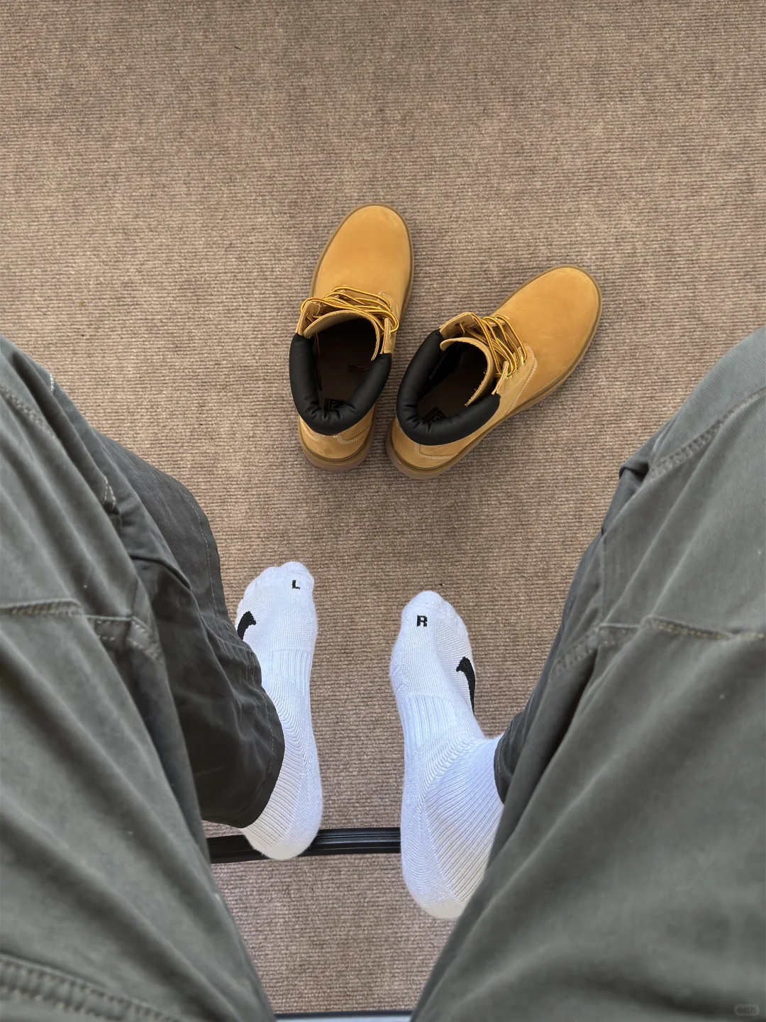 ootd 深灰色的紧身衣｜那就下定决心好好健身