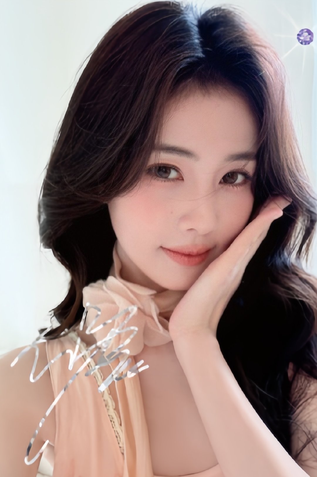 白鹿 姐姐美美的大长发让我猛吸一口★白鹿王韵娜 ★白鹿 ★koi可宜全球品牌代言