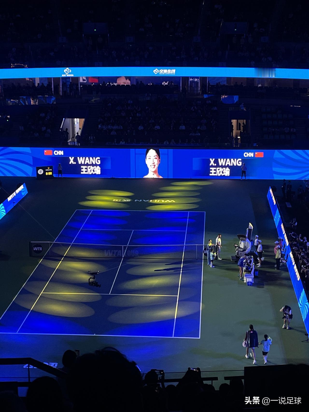 武网第一轮就上强度，中国金花德比，王左VS王右！！🎾🔥

武汉网球公开赛武网