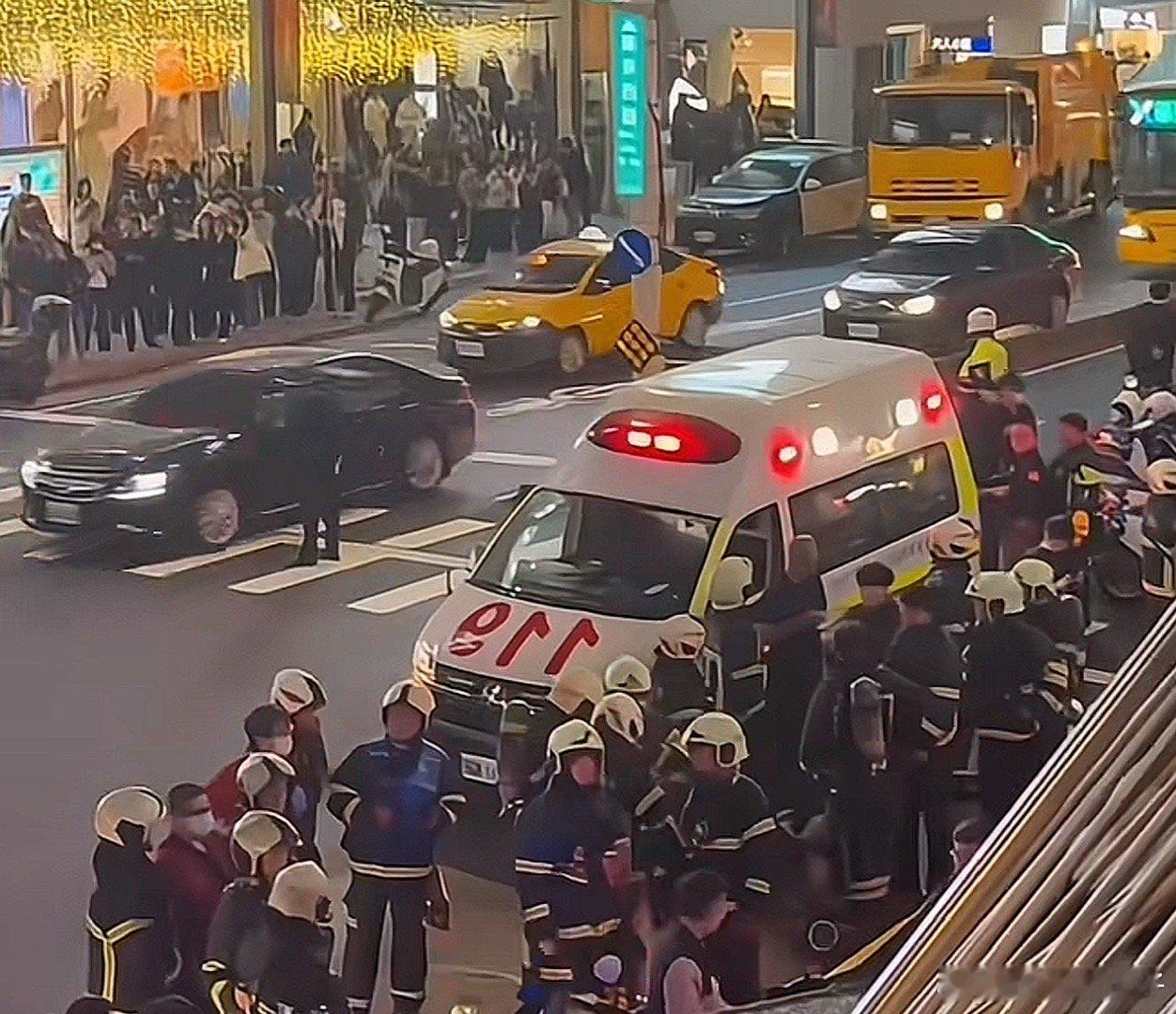 台北车站袭击案嫌犯是逃兵通缉犯太可怕了，也太猖狂了吧，居然当街伤人！ 
