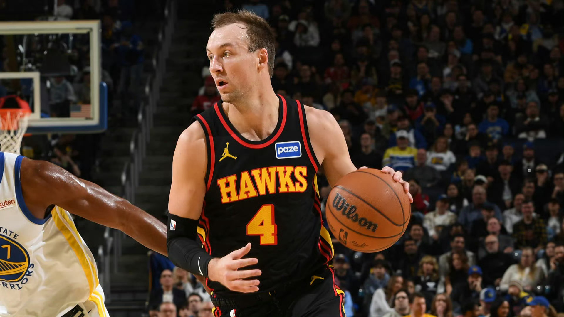 #文森特肯纳德互换东家#  据Shams报道，湖人将文森特和一个2032年的次轮