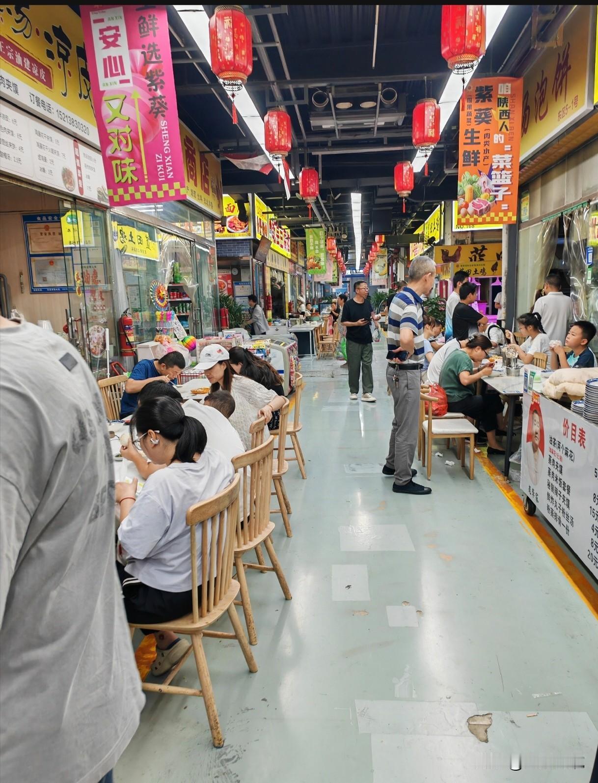 河南豆腐脑与乾县豆腐脑，你更喜欢哪个？
       在天水生活了几十年，由于血