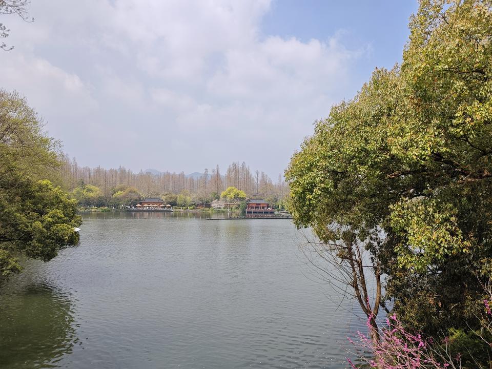 据说90%的病居然会自己好，想开就是答案，想不开都是问题。心情越好，病渐渐的就会