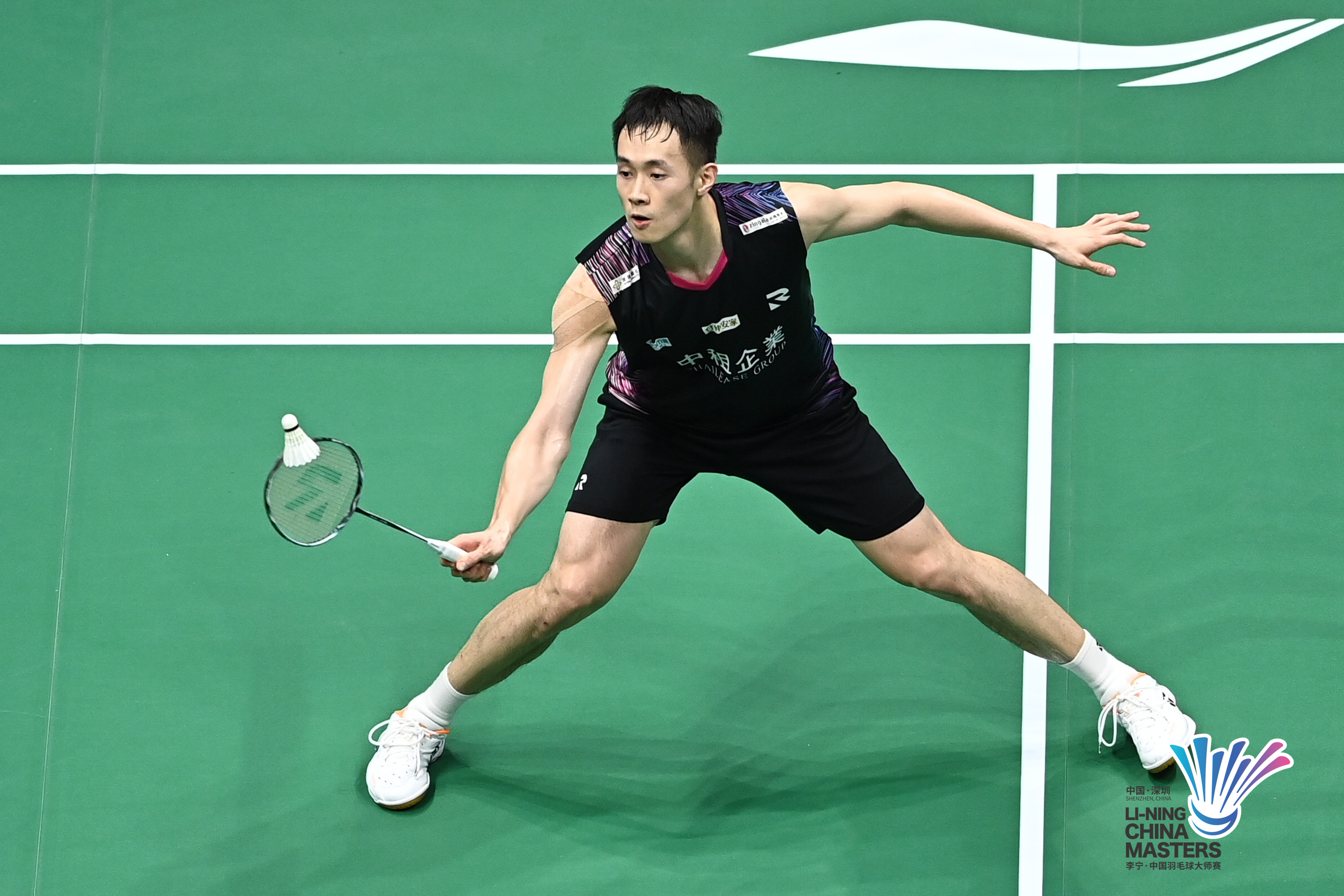 戚又仁 21-15、21-16 🇸🇬骆建佑下轮：金廷🇮🇩 vs 戚又仁2