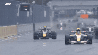 f1 感受下红牛的「翻转尾翼」～～ 