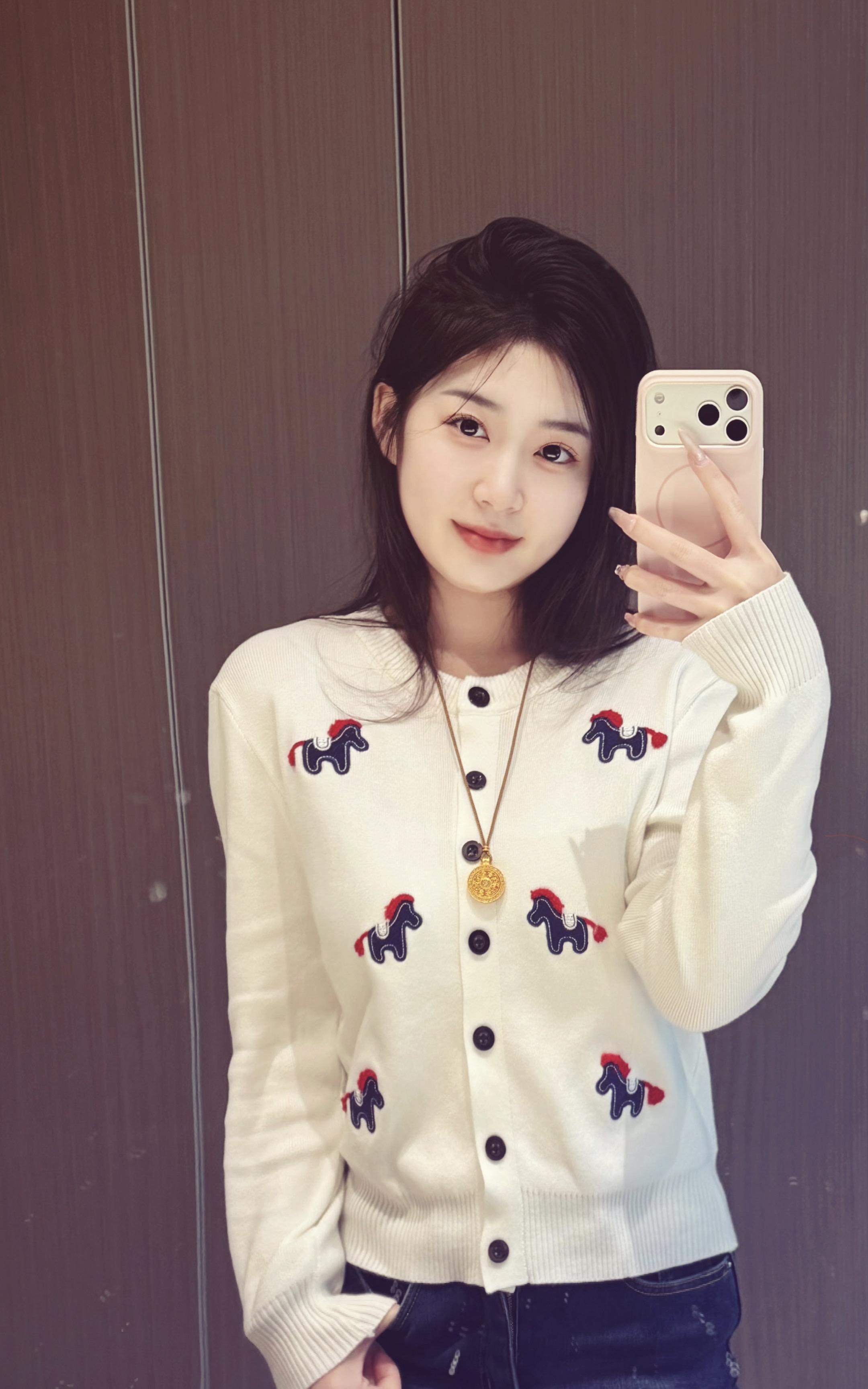 努力做一个电量很足的人，无法重来的一生 尽量让灵魂活的自由