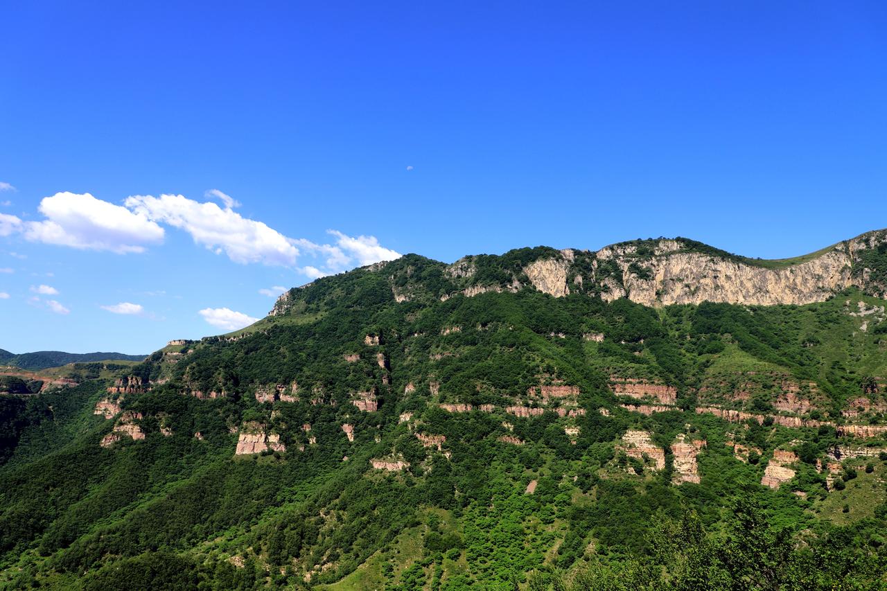 都说山西好风光，去了一趟才知道，不只是风光好，空气也凉爽，而且美食也不少，人还朴