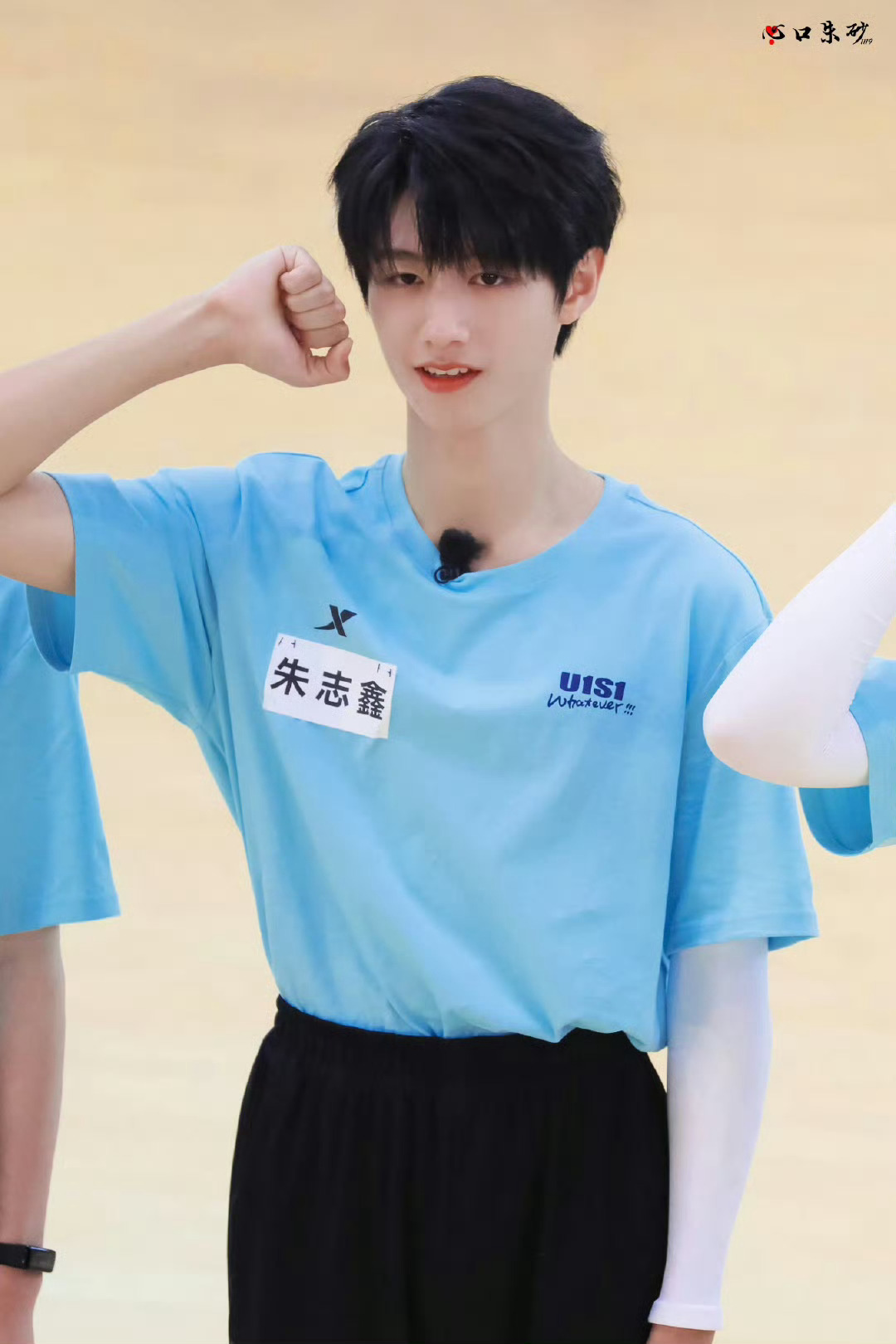 时代峰峻SM乐华合体不了解不清楚，欢迎大家来了解登陆少年c位队长兼051宇宙宙草