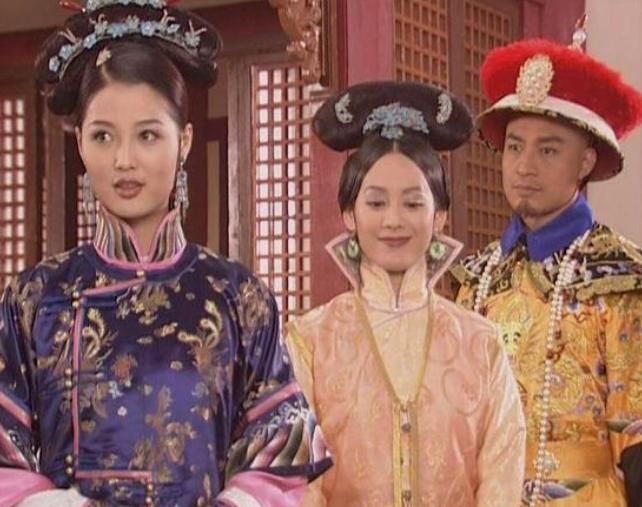 1650年7月，多尔衮刚洞完房，就一把拉过旁边的侍女。可当他看清侍女的容貌时，立
