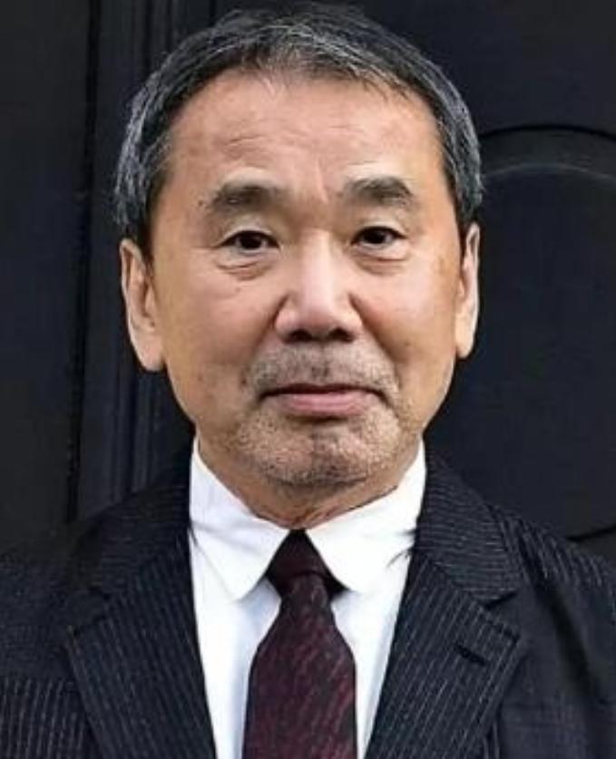 日本作家村上春树曾说：“我父亲是侵华日军，我从不吃中国菜，因为我不配，我也不生小