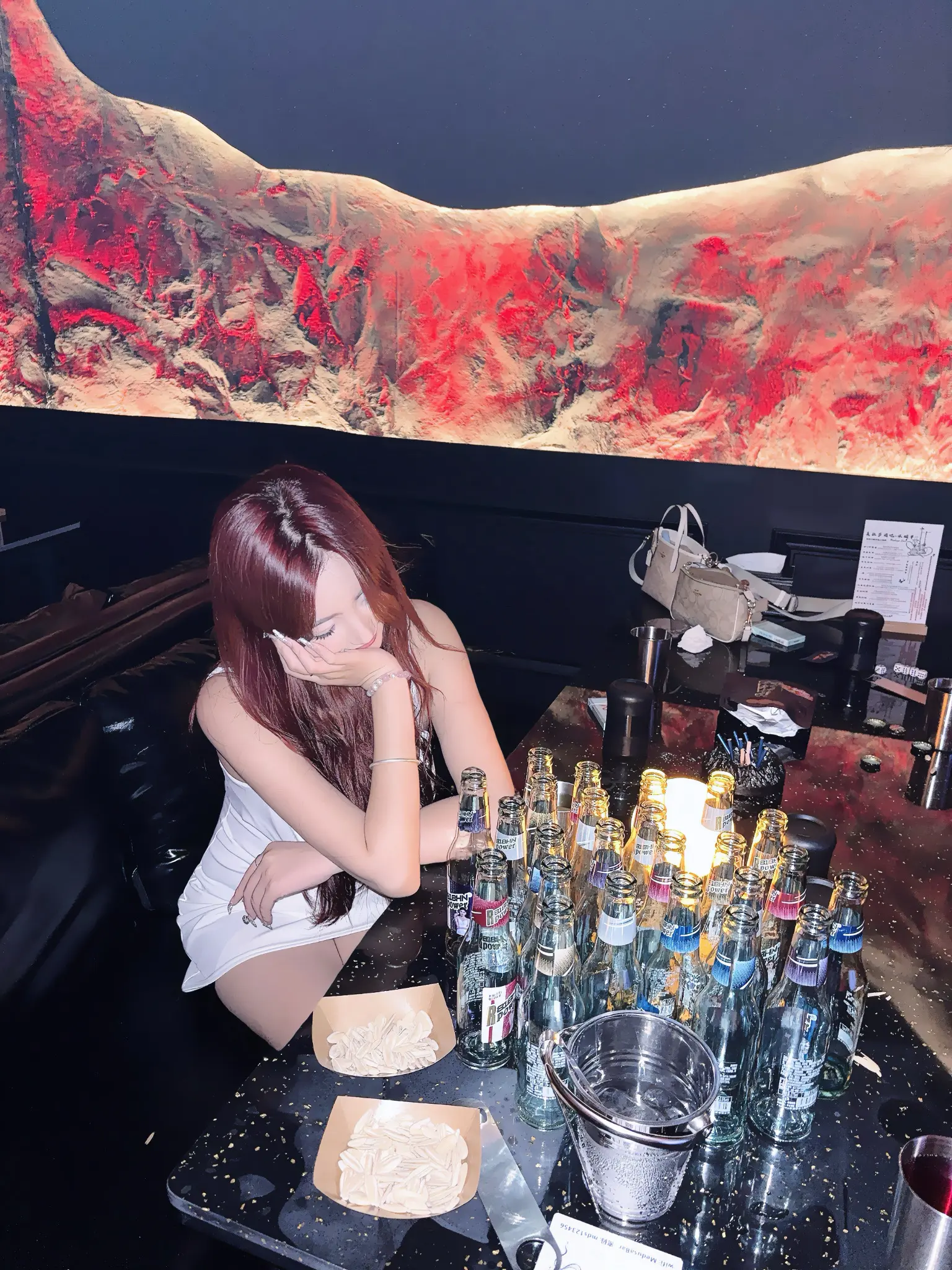 2026年1月24日 我崩溃到泣不成声 眼泪止不住地往下掉 疼痛超出了...