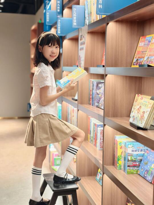 免费🆓遛娃好去处！来城市书房重塑亲子关系！ 现在的家庭亲子相处时间不...