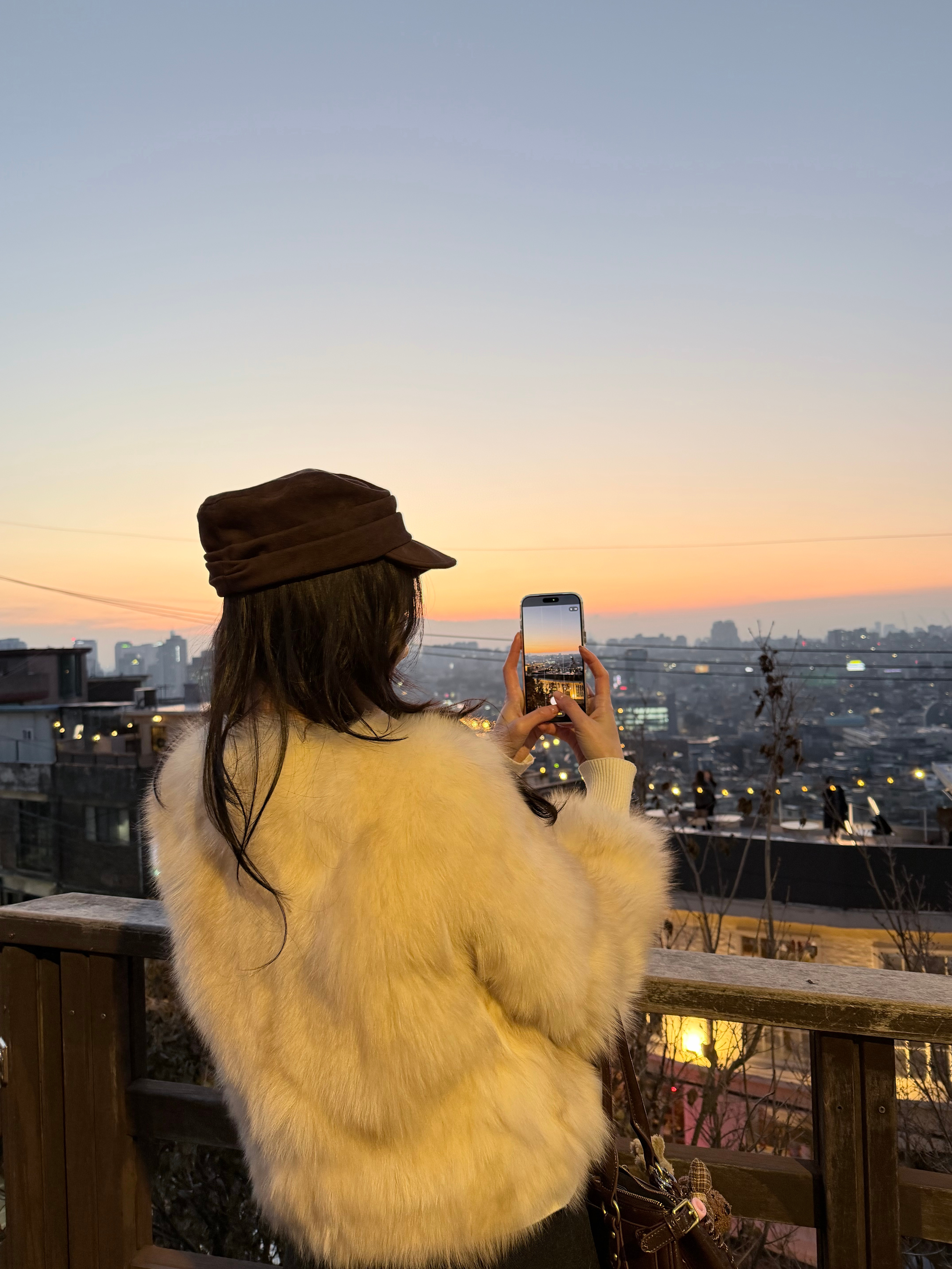 ⋆｡˚  𝒸𝑜𝓁𝑜𝓇 𝓂𝑒 𝒷𝓁𝓊𝑒  ⋆｡˚☾ 🩵 韩