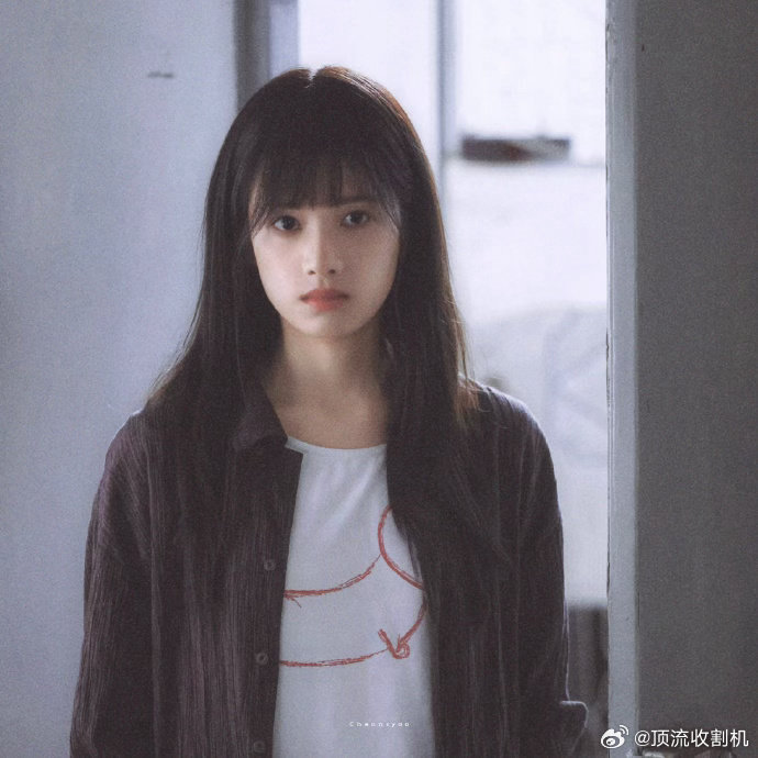 张婧仪演技   张婧仪的共情力太强了，苗靖的每一次隐忍我都懂，每一次倔强我都心疼