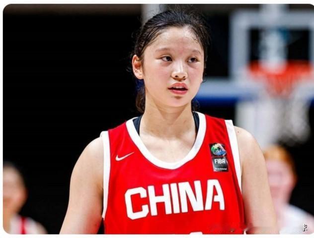 “小李梦”李沅珊名不虚传狂砍28分，U17世界杯1/8决赛中国女篮83：60大胜