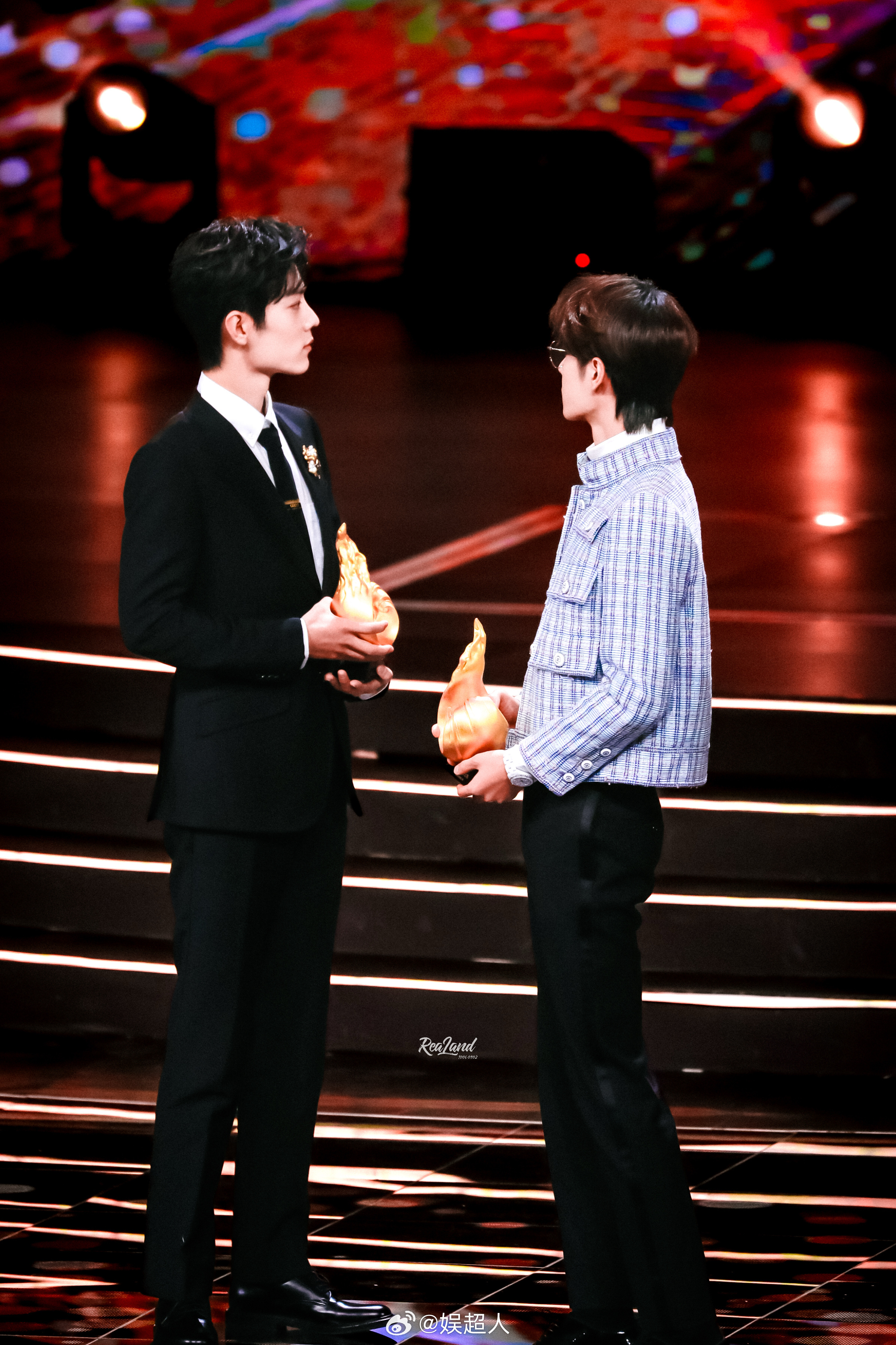 各家站姐发的博君一肖站姐团建发博君一肖 站姐团建发的博君一肖好多好看的图！站姐团