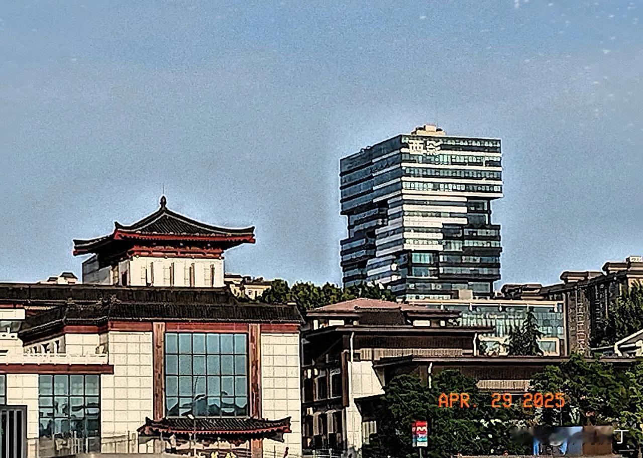 分享一张你拍的建筑