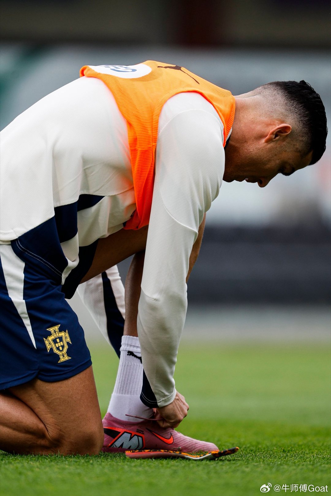 C罗 据球报克里斯蒂亚诺·罗纳尔多的目标是在三月底加入葡萄牙队的训练营。克里斯蒂