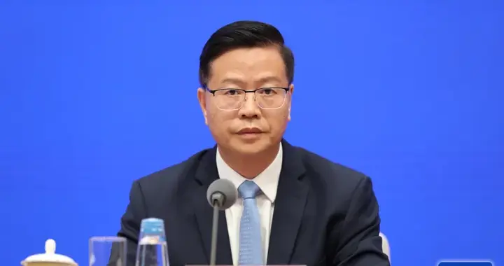 南宁市委书记调整
