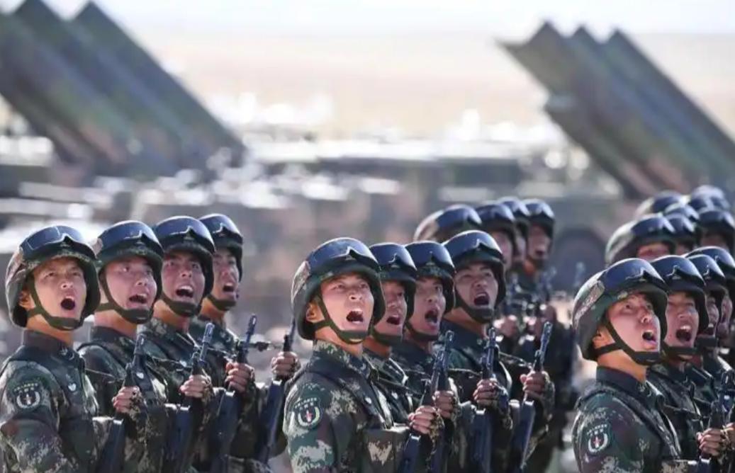 美军罕见承认：全世界仅2国有机会战胜中国！其余国家，连上桌资格都没有。

这两个