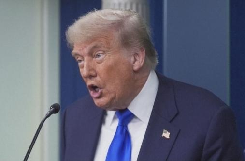 特朗普发出威胁，想要美国市场，就必须在美国生产！加总理不认怂

说白了，这场突如